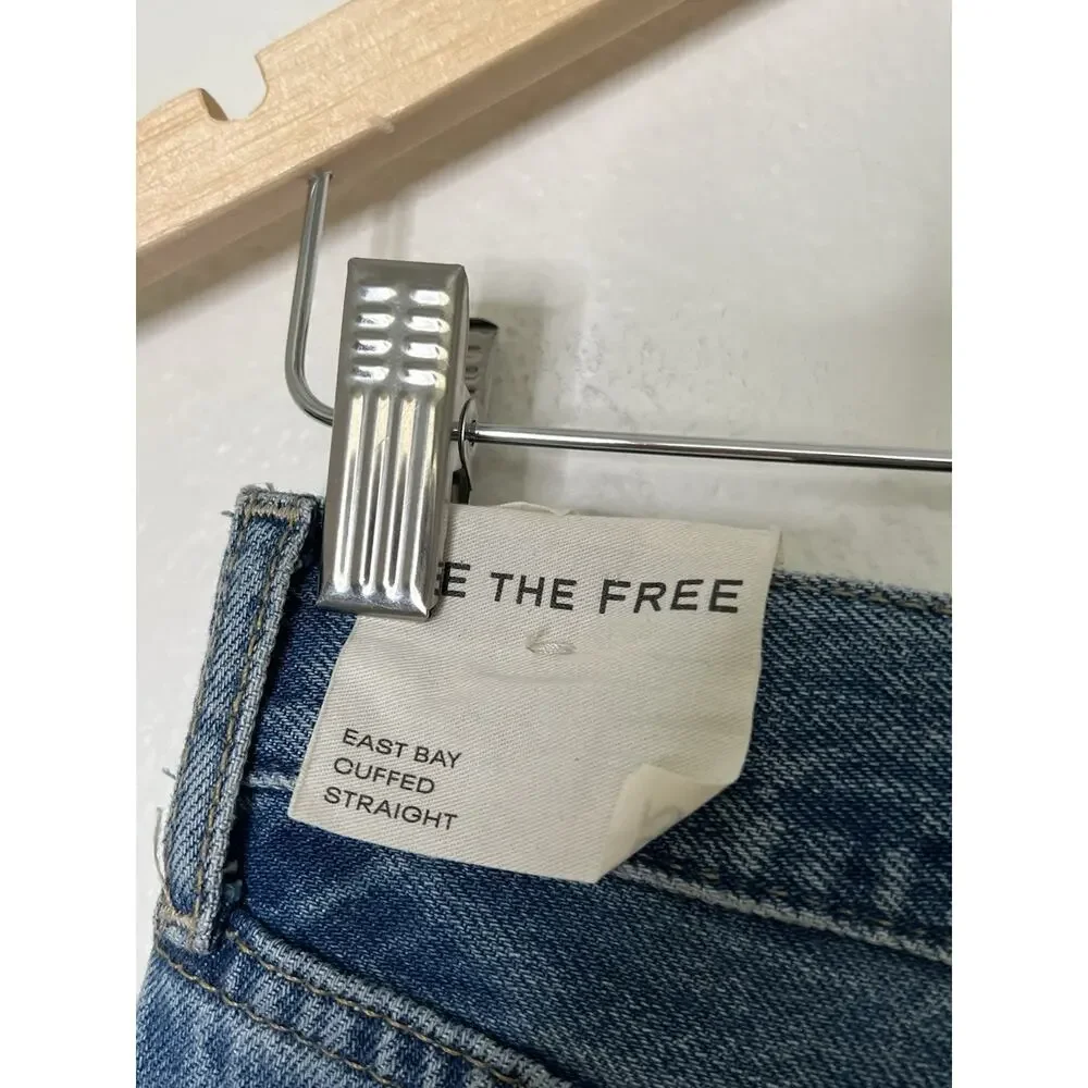 NWOT We The Free East Bay Cuffed Straight Jeans Size 32 Baggy Relaxed - Picture 3 of 5